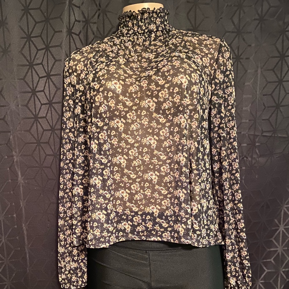 Size Medium loose fitted turtle neck SHEER FLORAL TOP